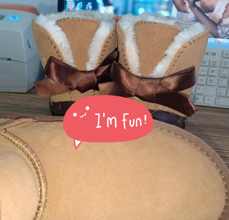 2022 hot sell Fashionable popular Classic Style LaU 2 in 1 WOMEN BOOTS 5062 middle SHORT bow SNOW BOOTS KEEP WARM BOOTS Free transshipment, Choose photo color
2022 hot sell Fashionable popular Classic Style LaU 2 in 1 WOMEN BOOTS 5062 middle SHORT bow SNOW BOOTS KEEP WARM BOOTS Free transshipment, Choose photo color