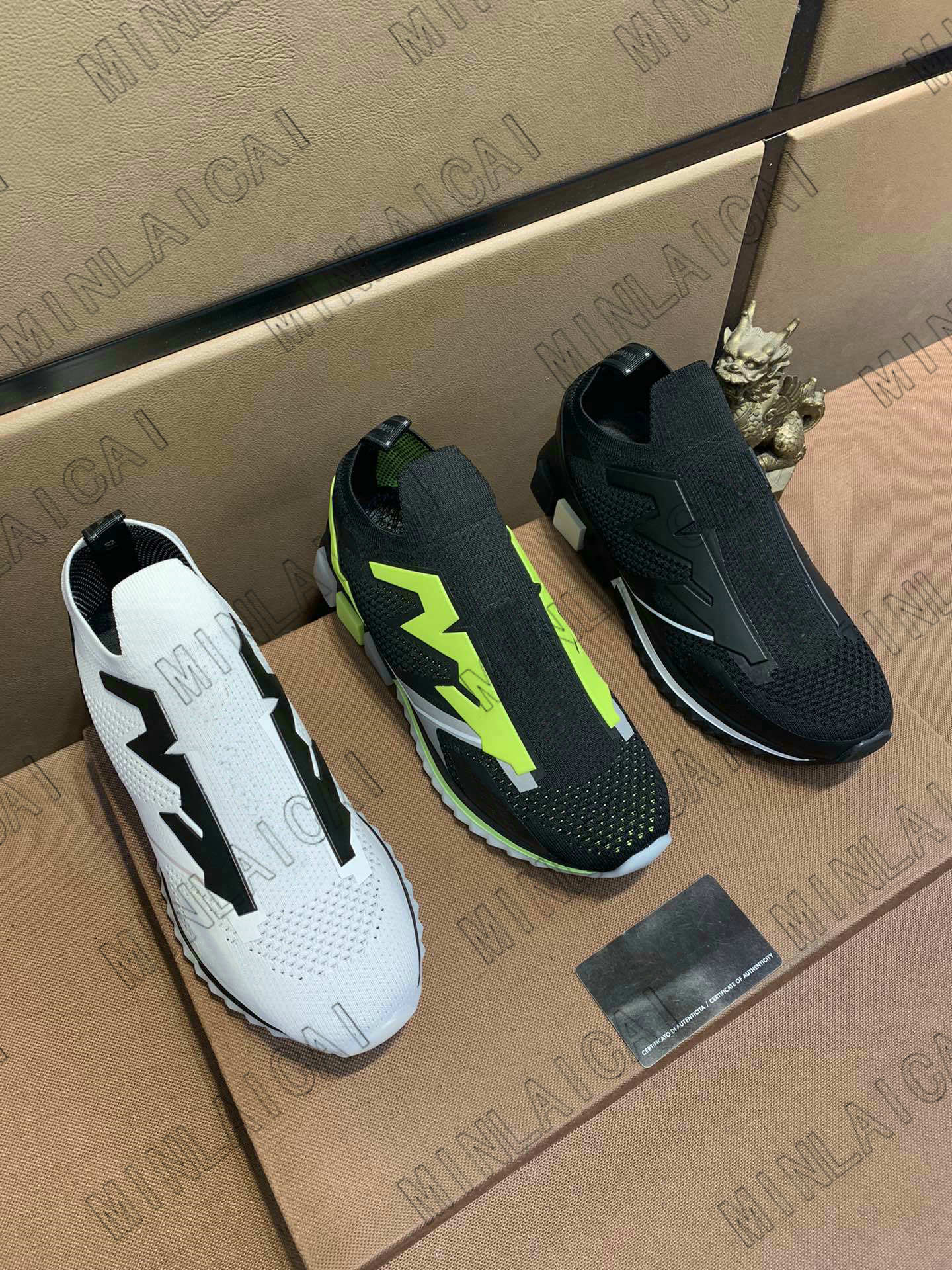 Designers Sorrento Sneaker Knit Casual trainers Fabric Stretch Slip-on Flash Sneakers Rubber Breathable Luxurys Platform Shoes
Designers Sorrento Sneaker Knit Casual trainers Fabric Stretch Slip-on Flash Sneakers Rubber Breathable Luxurys Platform Shoes