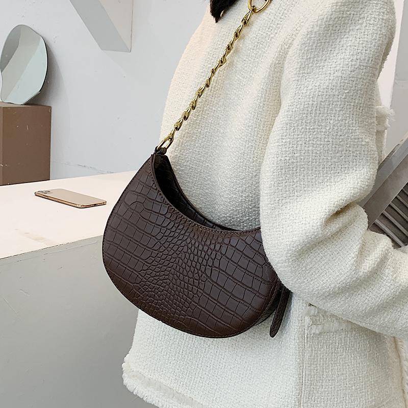 Crocodile Pattern PU Leather Saddle Bags for Women 2021 Handbags and Purses Female Summer Travel Crossbody Shoulder Bag, Black
Crocodile Pattern PU Leather Saddle Bags for Women 2021 Handbags and Purses Female Summer Travel Crossbody Shoulder Bag, Black