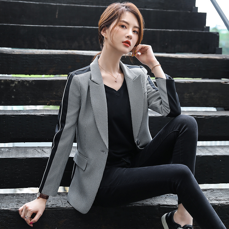 Lenshin Women Elegant Plaid Jacket with Pockets Blazer Fashion Keep Slim Single Button Office Lady Contrast Color Coat Outwear 201102