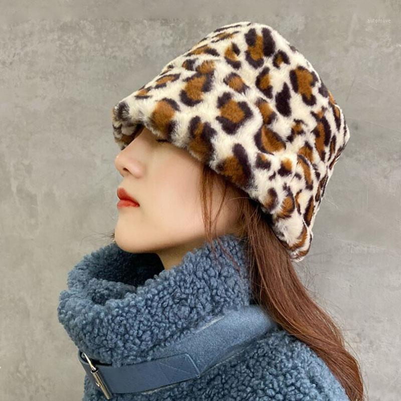 2020 new winter hat female leopard print thickened warm bucket hat fashion plush soft1
2020 new winter hat female leopard print thickened warm bucket hat fashion plush soft1