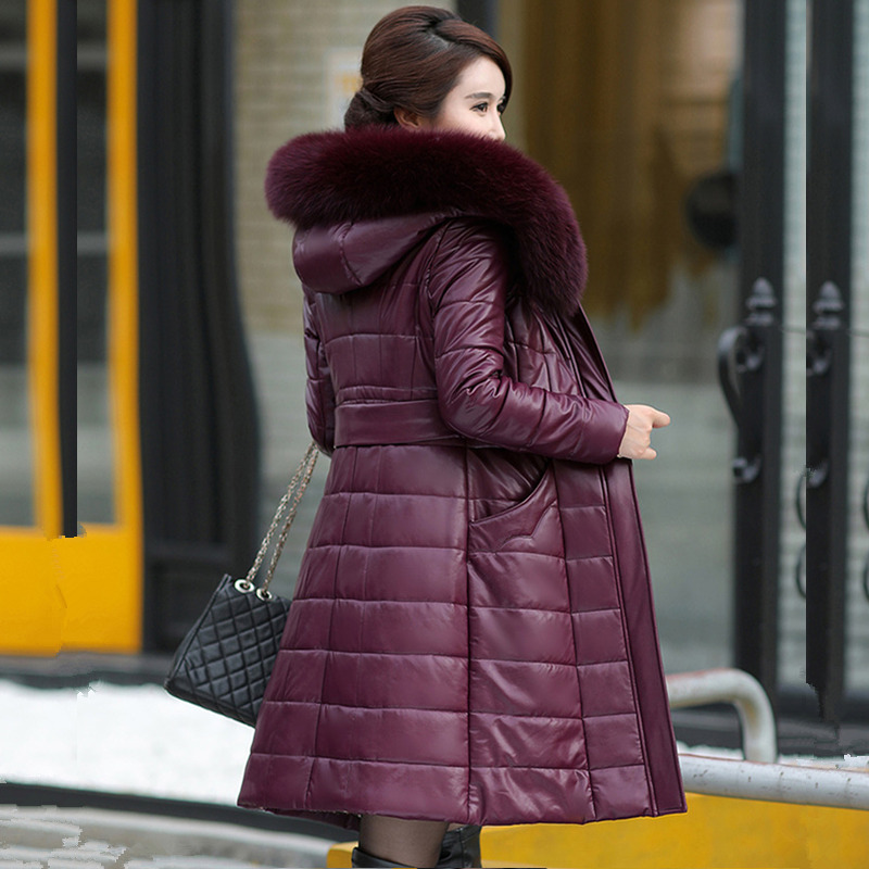 Plus Size Women Long Leather Overcoat Winter Mother Sheepskin Coat Thicken Warm Fur Hooded Jacket Outerwear Female 201020