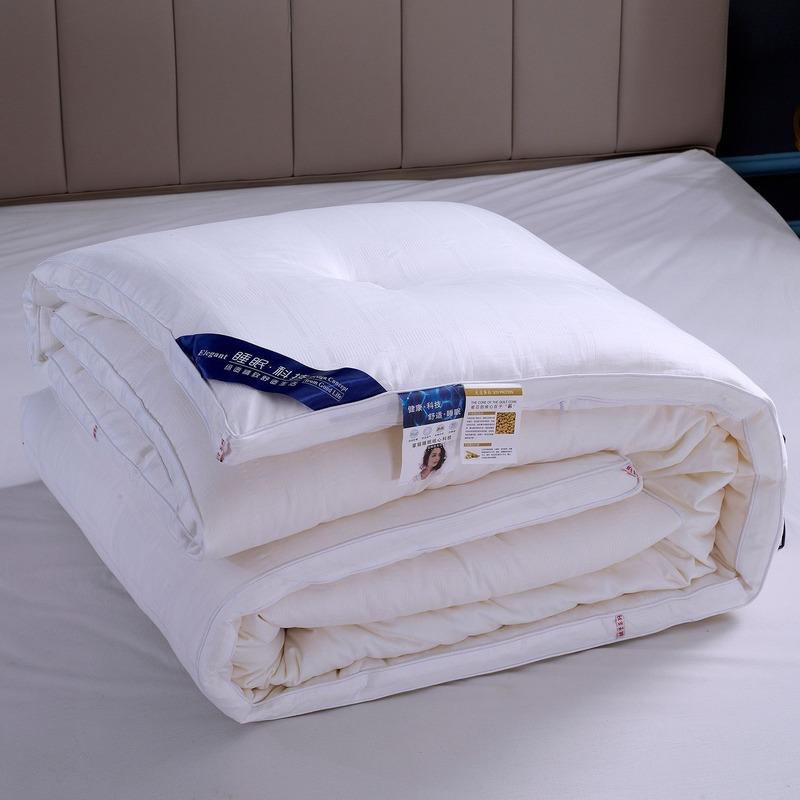 2020 Satin Jacquard cotton winter quilt thickened velvet quilt gift core Hotel white bedding soybean, Pink
2020 Satin Jacquard cotton winter quilt thickened velvet quilt gift core Hotel white bedding soybean, Pink