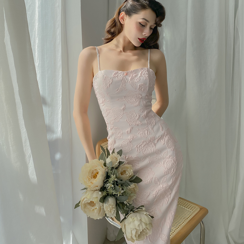 2021 New Autumn Without Sleeves on Three-dimensional Relief Elegant Pink Vintage Slit Ankle Length Dress for Women' Party HJC4
2021 New Autumn Without Sleeves on Three-dimensional Relief Elegant Pink Vintage Slit Ankle Length Dress for Women' Party HJC4