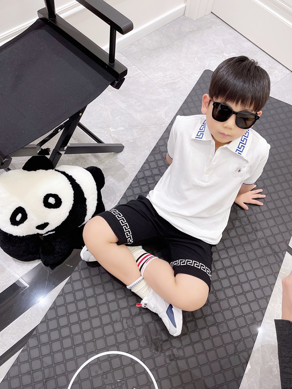 free shipping baby boys t shirt with short 2pcs/suits 2021 summer Fashion kids boy Cotton Turn down Collar shirt hot pants Children set, White
free shipping baby boys t shirt with short 2pcs/suits 2021 summer Fashion kids boy Cotton Turn down Collar shirt hot pants Children set, White