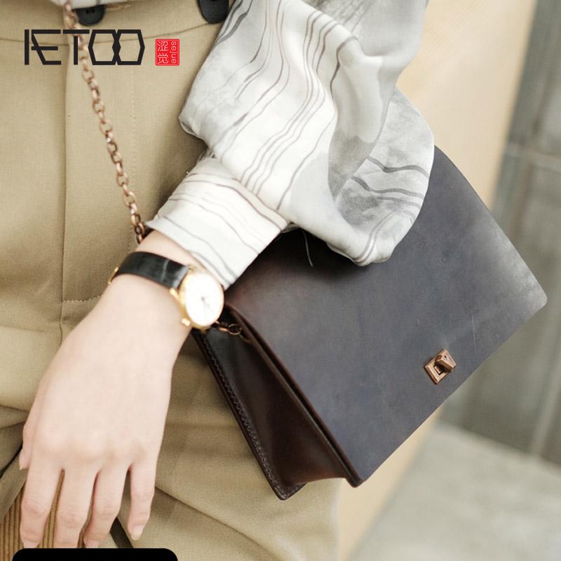 AETOO Retro chain small square bag, simple temperament leather handbags, handmade leather ladies messenger bag, Coffee
AETOO Retro chain small square bag, simple temperament leather handbags, handmade leather ladies messenger bag, Coffee