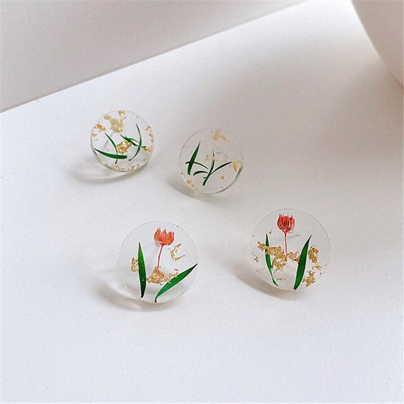 Geometric Round Transparent Epoxy Flower Stud Earrings for Woman Retro Fashion Plant Specimens Flowers Foil Handmade Jewelry
Geometric Round Transparent Epoxy Flower Stud Earrings for Woman Retro Fashion Plant Specimens Flowers Foil Handmade Jewelry