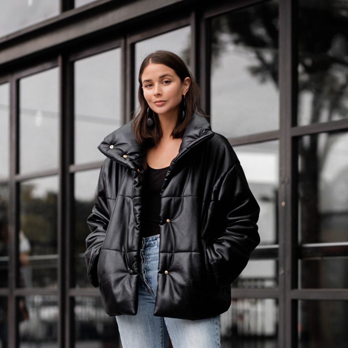 Swollen black women parkas casual winter pointed collar long sleeve stylish buttons lady lady's office jacket 2020 plus size
Swollen black women parkas casual winter pointed collar long sleeve stylish buttons lady lady's office jacket 2020 plus size