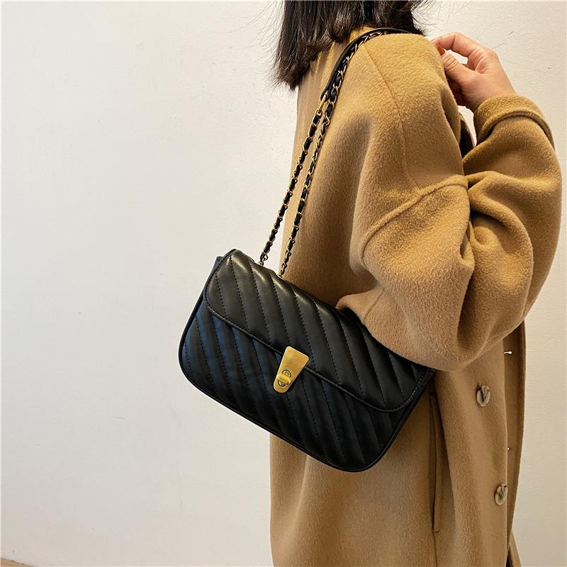 French Fashion Soft PU Leather Small Bag For Women 2021 New Lock Chains Lady Shoulder Bag Phone Coin Purse Girl's Crossbody, Small green
French Fashion Soft PU Leather Small Bag For Women 2021 New Lock Chains Lady Shoulder Bag Phone Coin Purse Girl's Crossbody, Small green