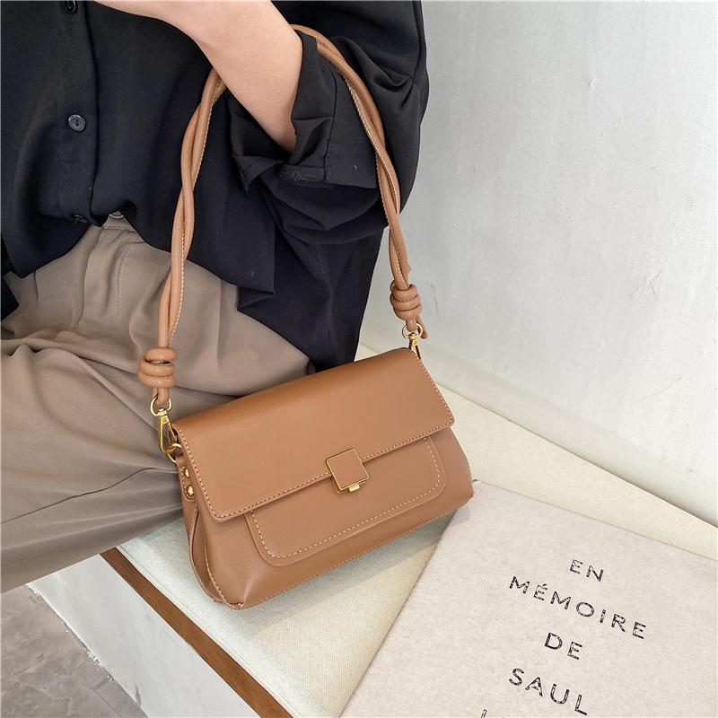 Light Luxury Bag Women 2021 New Trendy High-end Sense Of Large Capacity Shoulder Bag Versatile Fashion Diagonal, Black
Light Luxury Bag Women 2021 New Trendy High-end Sense Of Large Capacity Shoulder Bag Versatile Fashion Diagonal, Black