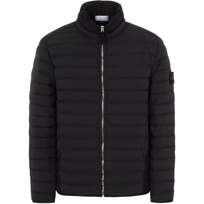 Winter Men's Down Parkas Thick warm quality white casual coat Famous brand in Europe and America Zipper jacket With badge