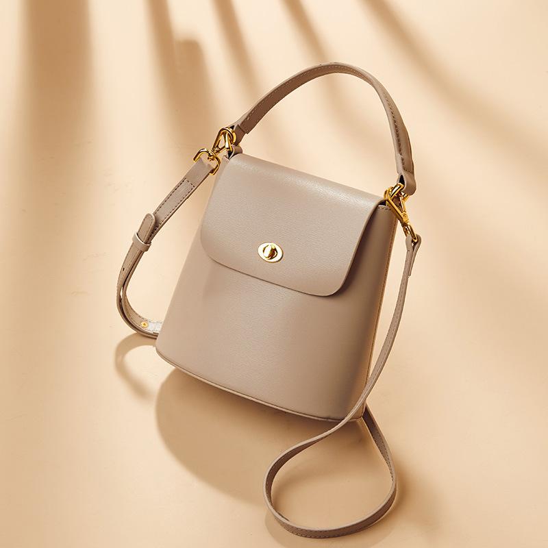 Fashion Small Bucket Bag Leather High Quality Women's Bag Elegant Shoulder Bags Women Luxury Female Handbags Flip Crossbody Bags, Coffee
Fashion Small Bucket Bag Leather High Quality Women's Bag Elegant Shoulder Bags Women Luxury Female Handbags Flip Crossbody Bags, Coffee