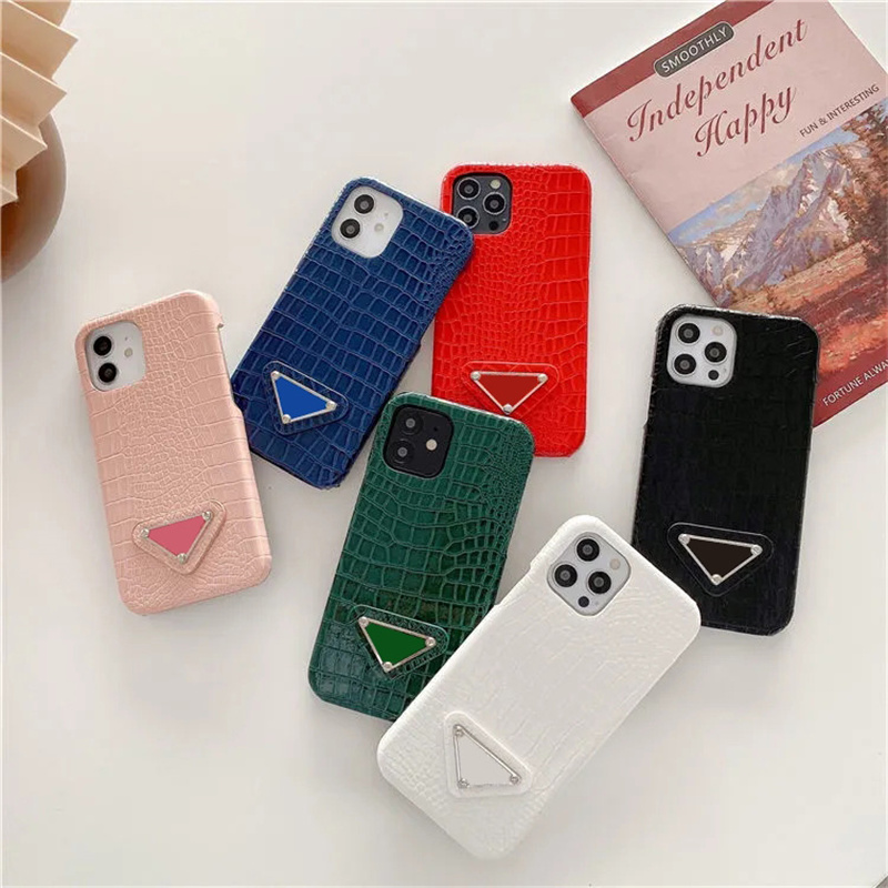 Luxury Designers Leather Phone Cases For Iphone 13 Pro Max 12 Mini 11 XS XR X 8 7 Plus Fashion Classic Back Cover Case High Quality, White
Luxury Designers Leather Phone Cases For Iphone 13 Pro Max 12 Mini 11 XS XR X 8 7 Plus Fashion Classic Back Cover Case High Quality, White
