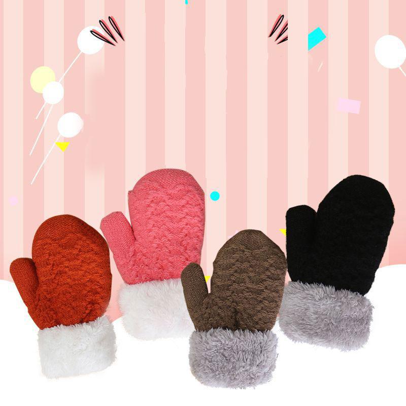 1 pair Children Outdoor Mittens Plush Fur gloves for girl boy autumn winter glove non slip breathable mitten Christmas gift
1 pair Children Outdoor Mittens Plush Fur gloves for girl boy autumn winter glove non slip breathable mitten Christmas gift