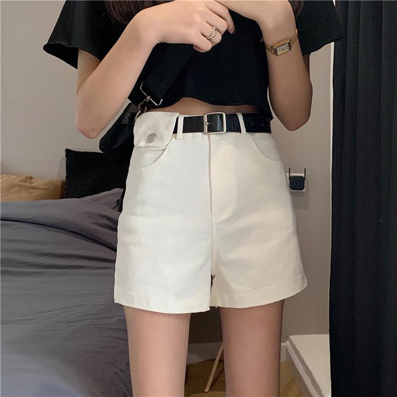 Korean Style Simple Solid Shorts Loose High Waist Straight Shorts Women' Pockets 2021 Summer, Black
Korean Style Simple Solid Shorts Loose High Waist Straight Shorts Women' Pockets 2021 Summer, Black
