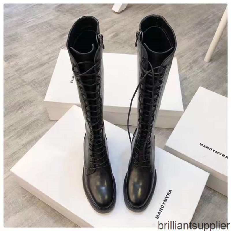 Newest Designer boots women shoes top fashion luxury metal chain knee long Thigh-High lace-up special elegant temperament solid cowhide, Black
Newest Designer boots women shoes top fashion luxury metal chain knee long Thigh-High lace-up special elegant temperament solid cowhide, Black