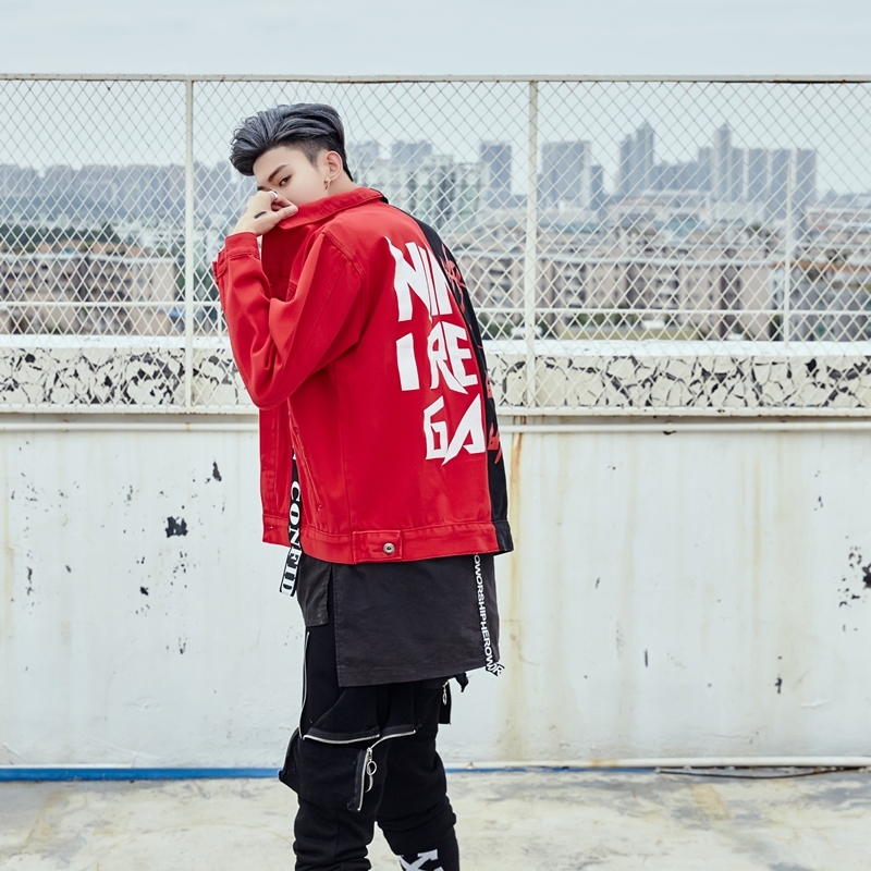 Streetwea Men Black Red Patchwork printed Jeans Jackets Washed Distressed Letter Ribbon Hip Hop Men motorcycle Denim Jacket 201218