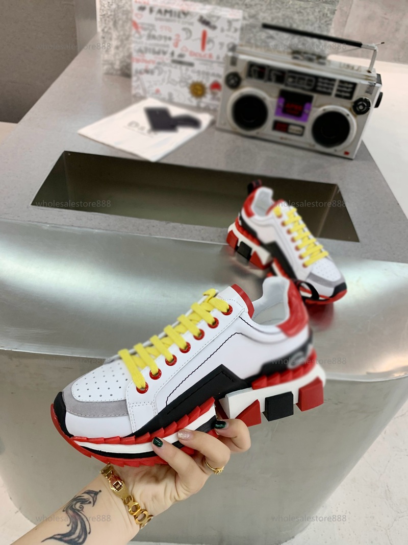 2021 High-TOP Red Bottom Super King Sneakers Multicolor Sorrento Sneakers for Women and Men On the Go progettista shoes
2021 High-TOP Red Bottom Super King Sneakers Multicolor Sorrento Sneakers for Women and Men On the Go progettista shoes