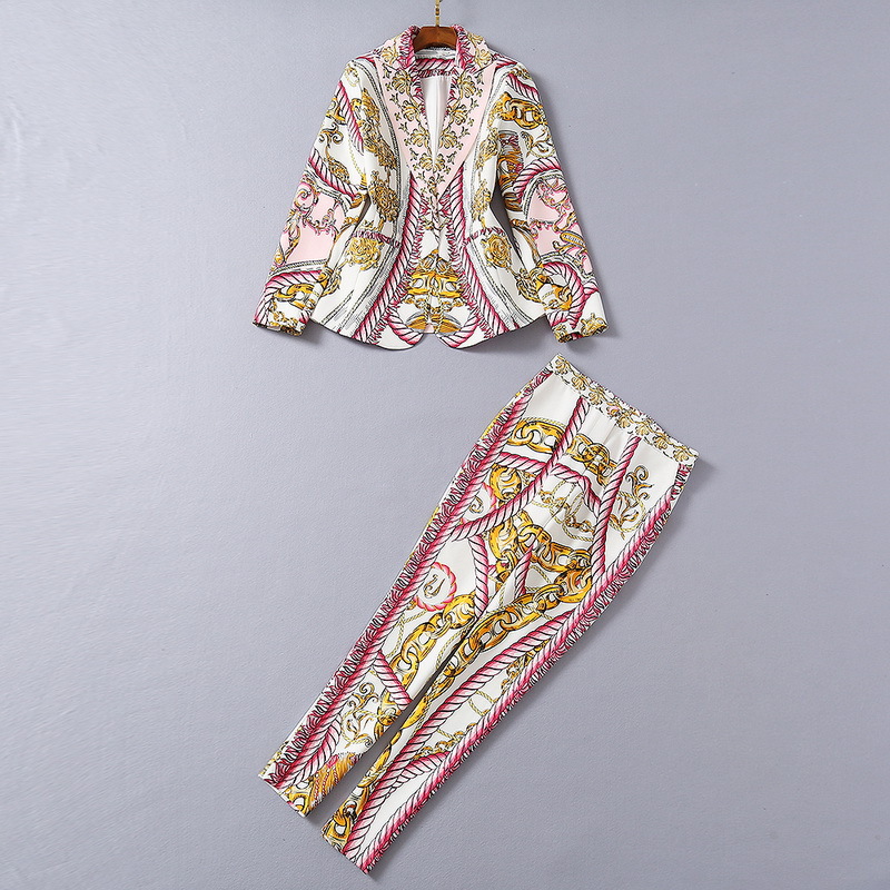 European and American women's wear 2020 winter new style Long-sleeved retro print jacket Nine minutes of pants Fashion suits, Multi
European and American women's wear 2020 winter new style Long-sleeved retro print jacket Nine minutes of pants Fashion suits, Multi