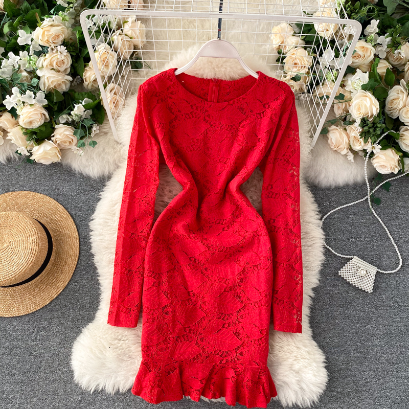 2021 New Sweet frilly , elegant lace dress, long neck mango, thin autumn streetwear to the line dressed short. 1D9I, Red
2021 New Sweet frilly , elegant lace dress, long neck mango, thin autumn streetwear to the line dressed short. 1D9I, Red