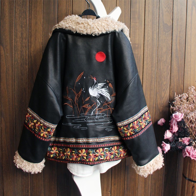 ZURICHOUSE Retro Winter Faux Leather Jacket Women Lambswool Embroidery Outwear Exotic PU Leather Plush Locomotive Jackets 201020