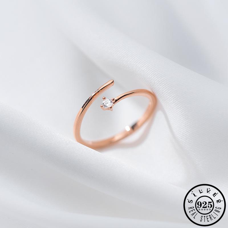 100% Real 925 Sterling Silver Rings with Round Zircon Stone Adjustable Rose Gold Color Plated Open Finger Knuckle Ring for Women
100% Real 925 Sterling Silver Rings with Round Zircon Stone Adjustable Rose Gold Color Plated Open Finger Knuckle Ring for Women