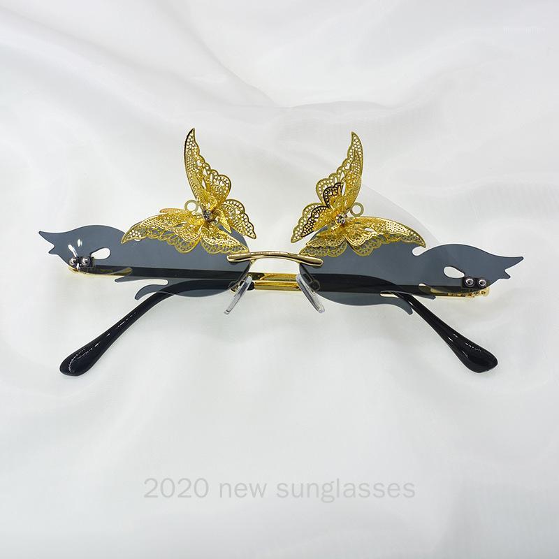 Luxury Fashion Flame Sunglasses Women Rimless Butterfly Sun Glasses Metal Shades for Vintage Women Gray Sunglasses NX1
Luxury Fashion Flame Sunglasses Women Rimless Butterfly Sun Glasses Metal Shades for Vintage Women Gray Sunglasses NX1