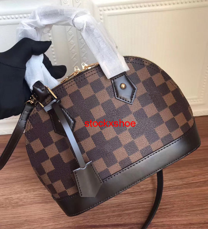 2021 Top Qaulity ALMA BB shell bag women handbag leather shoulder bags crossbody bag Messenger handbags totes luxurys designers bags, 111
2021 Top Qaulity ALMA BB shell bag women handbag leather shoulder bags crossbody bag Messenger handbags totes luxurys designers bags, 111