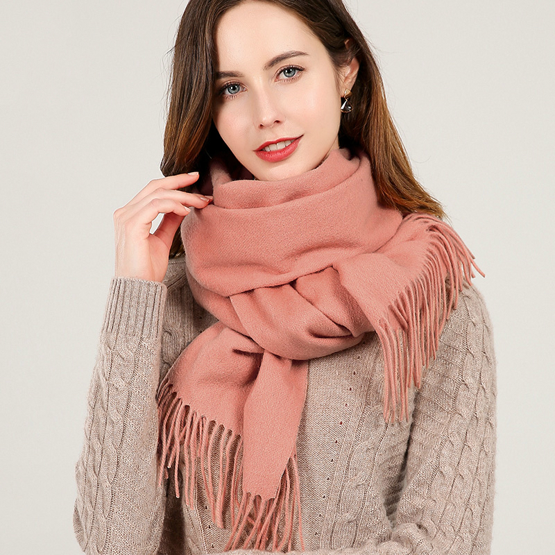 2020 Winter women's pure adult wool solid luxury autumn fashion poncho scarfs scarf designer for unisex ladies wrap
2020 Winter women's pure adult wool solid luxury autumn fashion poncho scarfs scarf designer for unisex ladies wrap