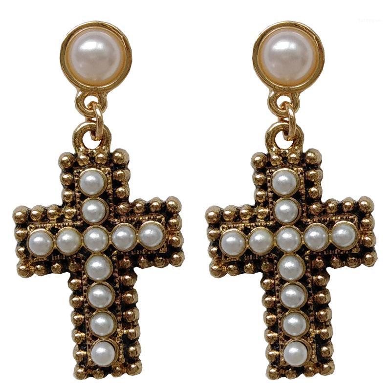 Imitation Baroque Pearls Clip Earrings No Pierced Ears for Women Female Vintage Cross Clip on Earrings Without Piercing Brincos1
Imitation Baroque Pearls Clip Earrings No Pierced Ears for Women Female Vintage Cross Clip on Earrings Without Piercing Brincos1