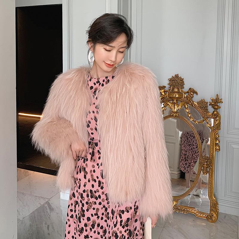 2020 New Winter Women Coat Slim Elegant Female Outerwear Fake Fur Casual Ladies Faux Fur Thick Warm High Quatily Fashion, Gray
2020 New Winter Women Coat Slim Elegant Female Outerwear Fake Fur Casual Ladies Faux Fur Thick Warm High Quatily Fashion, Gray