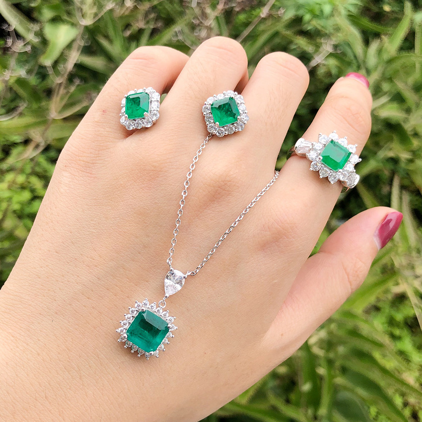 Vintage Wong Rain 100% 925 Sterling Silver Emerald Gemstone Necklace/earrings/rings Cocktail Wedding Jewelry Sets Wholesale NIMS
Vintage Wong Rain 100% 925 Sterling Silver Emerald Gemstone Necklace/earrings/rings Cocktail Wedding Jewelry Sets Wholesale NIMS