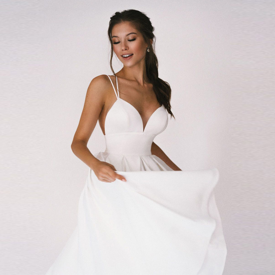 Sexy Short Wedding Dress 2025 Thin Straps Criss Cross Simple V Neck Satin Bridal Dresses A Line Vestidos De Noiva Bride Gown