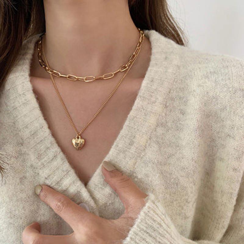 AOMU Korean Simple Love Heart Pendant Necklace Personality Double Layer Metal Chain Clavicle Chain for Women Party Jewelry
AOMU Korean Simple Love Heart Pendant Necklace Personality Double Layer Metal Chain Clavicle Chain for Women Party Jewelry