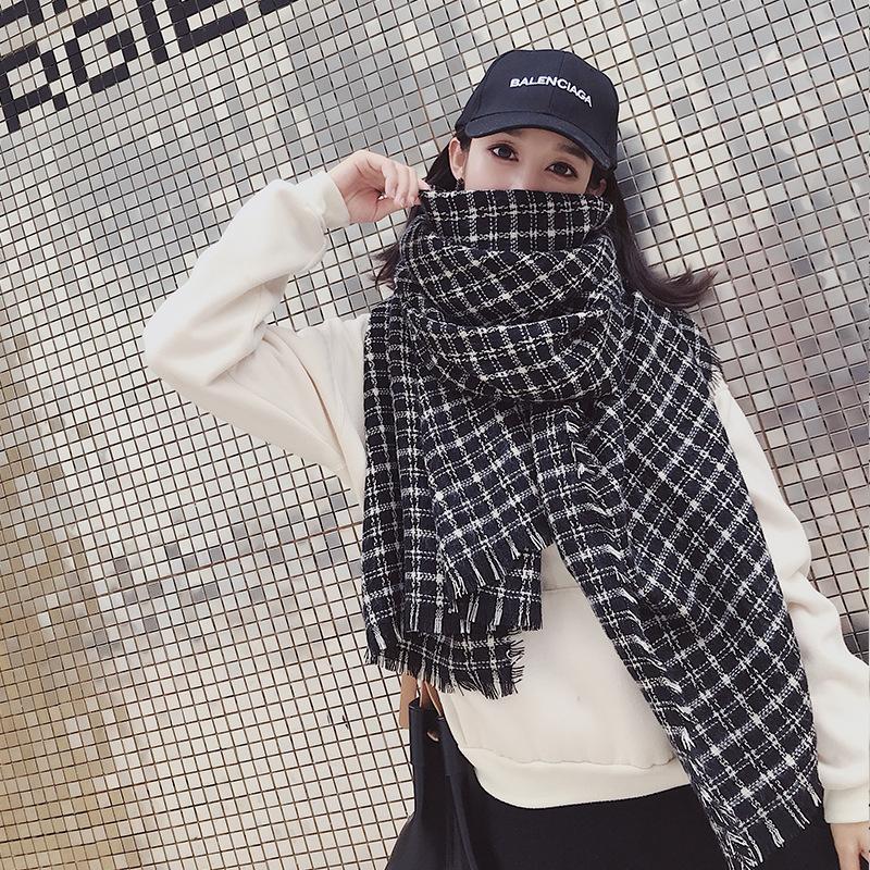 Black and white plaid shawl student scarf lovers fashion warm neck thickened oversized scarf
Black and white plaid shawl student scarf lovers fashion warm neck thickened oversized scarf