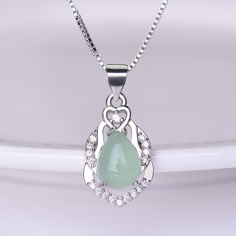 New Fashion Exquisite Light Green Water Drop Pear Jewelry Ms. Engagement Wedding Gift Pendant Necklace
New Fashion Exquisite Light Green Water Drop Pear Jewelry Ms. Engagement Wedding Gift Pendant Necklace