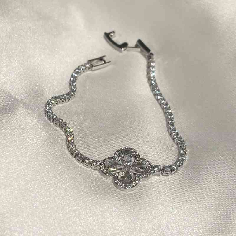 Water Drop Bracelet Clover Design Zircon Clavicle Chain Female Bride Jewelry Gift Ladies Woman