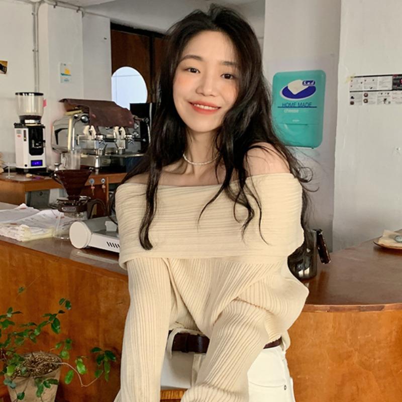 Women's Sweaters Jumpers Pull Femme Korean Sexy Off The Shoulder Knitwear Tops Wild Long Sleeve Slash Neck Sweater Women Pullovers Elegant, White;black
Women's Sweaters Jumpers Pull Femme Korean Sexy Off The Shoulder Knitwear Tops Wild Long Sleeve Slash Neck Sweater Women Pullovers Elegant, White;black
