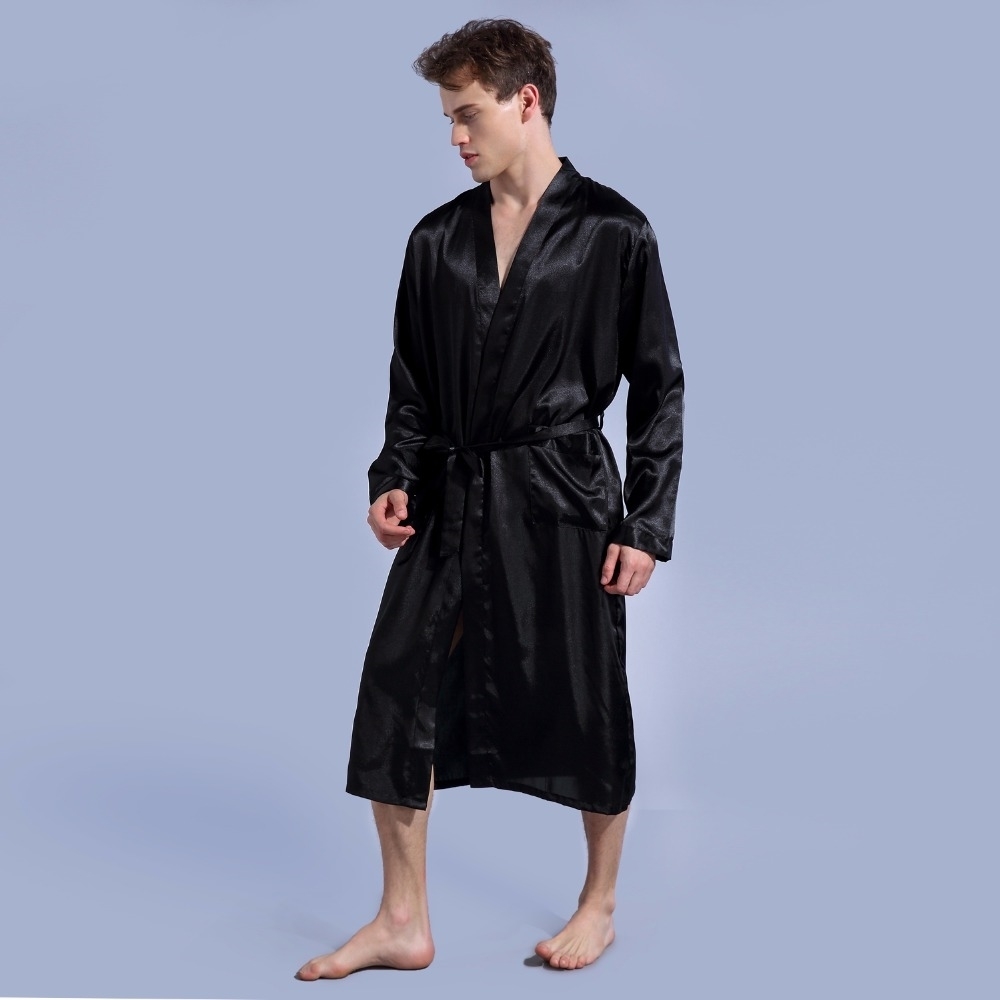 Groom Robe Emulation Silk Soft Home Bathrobe Nightgown For Men Kimono Customized Name and Date Personalized for Wedding Party 201111