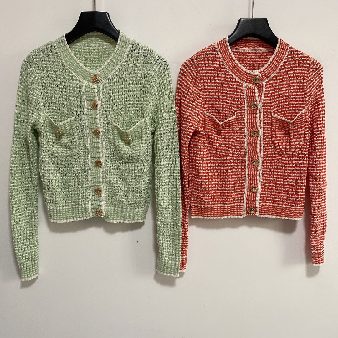 1220 2020 1 Autumn Brand Same Style Sweaters Crew Neck Print Regular Long Sleeve Red Green Print Women Clothes 5
1220 2020 1 Autumn Brand Same Style Sweaters Crew Neck Print Regular Long Sleeve Red Green Print Women Clothes 5