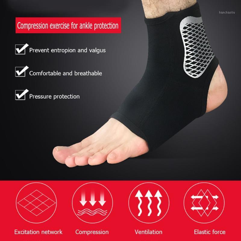 Ankle Support Brace Breathable Polyester Ankle Protection Bandage Sports Equipment for Cycling weightlifting Basketball Running1
Ankle Support Brace Breathable Polyester Ankle Protection Bandage Sports Equipment for Cycling weightlifting Basketball Running1