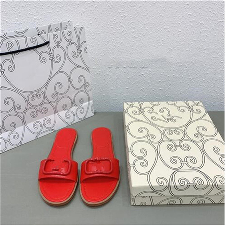 2022 women slippers top quality outdoor banquet Slide shoes Letter Buckle summer leather sandals multicolor flat heel Mule letter Beach
2022 women slippers top quality outdoor banquet Slide shoes Letter Buckle summer leather sandals multicolor flat heel Mule letter Beach