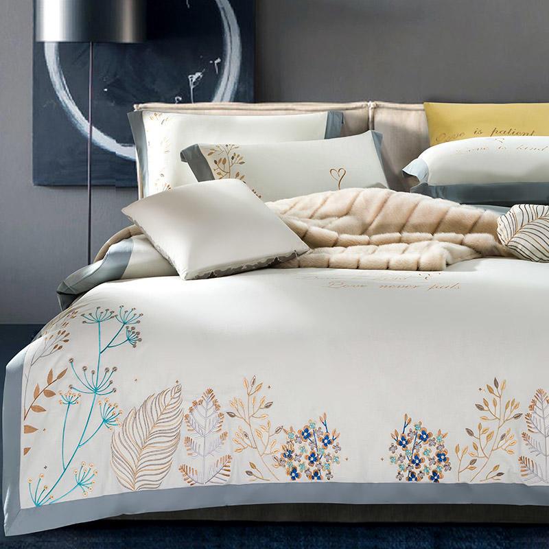 New 100% cotton Bedding sets Queen King size leaves embroidery Bed Duvet cover Bed sheets/fitted sheet linen set set
New 100% cotton Bedding sets Queen King size leaves embroidery Bed Duvet cover Bed sheets/fitted sheet linen set set