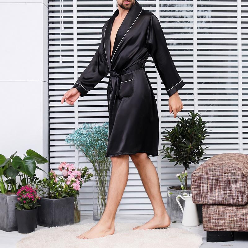 2019 Summer Men's Bathrobe Printed Pajama Silk Robe Men's V-neck Thin Nightgown Soft Satin Bathrobe Long-sleeved Large Size Robe
2019 Summer Men's Bathrobe Printed Pajama Silk Robe Men's V-neck Thin Nightgown Soft Satin Bathrobe Long-sleeved Large Size Robe