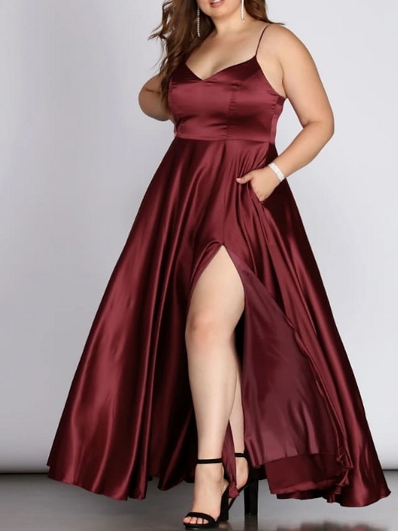 A-Line Plus Size Burgundy Engagement Evening Dress V Neck Sleeveless Split Floor Length Satin Formal Party Gown New Robes De Soirée Vestidos Feast 202