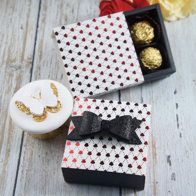 8.9*8.9*3.5CM red heart design 10 set Chocolate Paper Box valentine' Christmas Birthday Party Gifts Packing Storage Boxes
8.9*8.9*3.5CM red heart design 10 set Chocolate Paper Box valentine' Christmas Birthday Party Gifts Packing Storage Boxes