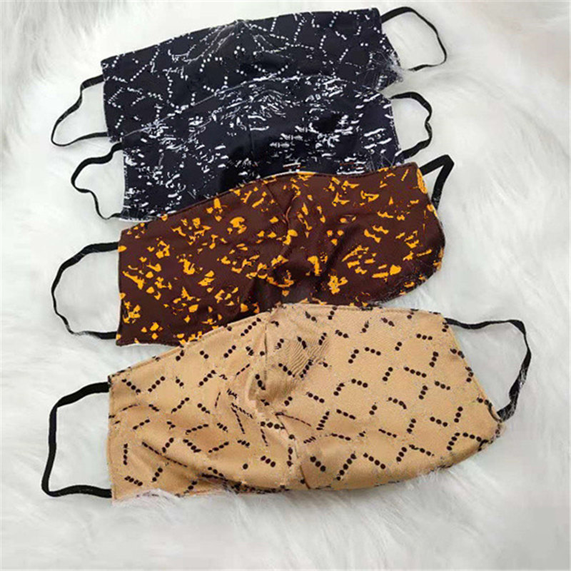 Fashion Unisex Face Mask Letter Design Dustproof Anti-UV Face Masks Washable Breathable Mouth Cover Trendy Print Durable Face Mask 2021
Fashion Unisex Face Mask Letter Design Dustproof Anti-UV Face Masks Washable Breathable Mouth Cover Trendy Print Durable Face Mask 2021