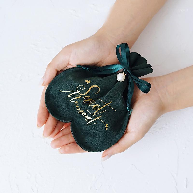 1 Pcs Wedding Gift Bag Velvet Candy Packaging Bag Wedding Party Decoration Favors Baby Shower Kids Birthday Gift Bags1
1 Pcs Wedding Gift Bag Velvet Candy Packaging Bag Wedding Party Decoration Favors Baby Shower Kids Birthday Gift Bags1