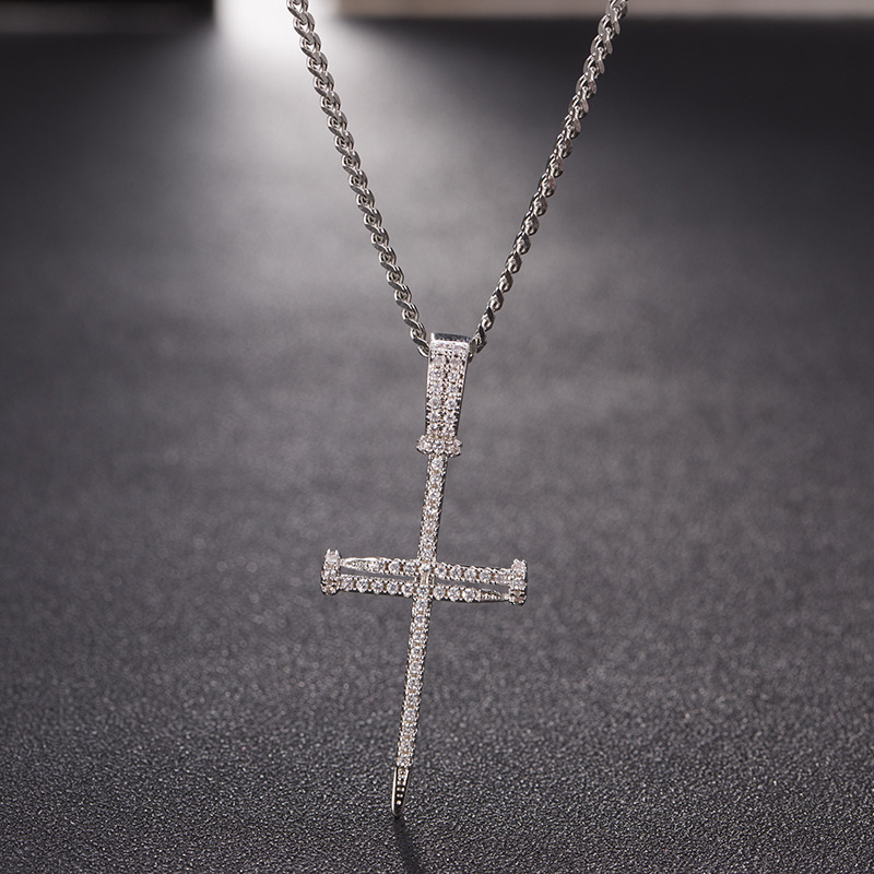 Micro Pave Iced Out Cubic Zircon Nail Cross Pendant Necklace Jewelry With Cuban Chain or Rope Chain
Micro Pave Iced Out Cubic Zircon Nail Cross Pendant Necklace Jewelry With Cuban Chain or Rope Chain