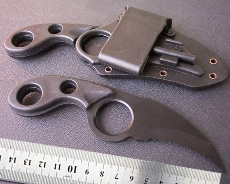 1Pcs New Karambit 440C Black Serrated Blade Full Tang ABS Plastic Handle Fixed Blade Claw Knives Tactical Knife With Kydex
1Pcs New Karambit 440C Black Serrated Blade Full Tang ABS Plastic Handle Fixed Blade Claw Knives Tactical Knife With Kydex